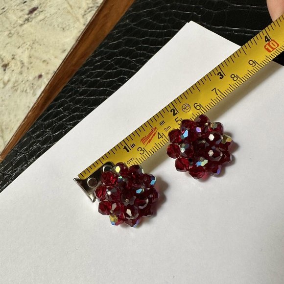 Signed Laguna - Red Crystal Bead Cluster Clip-on Clip On Earrings - Picture 4 of 8